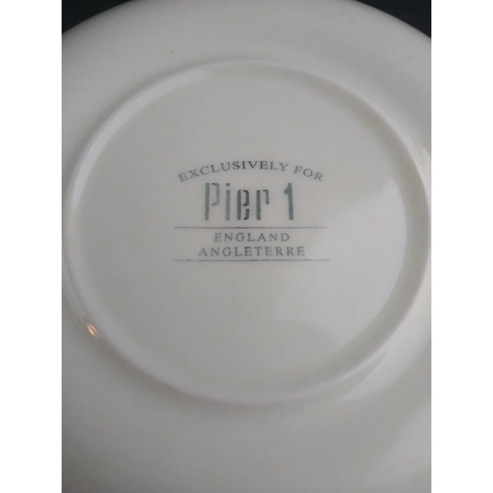 Pier 1 England Topiary w Brick Set Of 2 Salad Pasta or Soup Bowls Angleterre